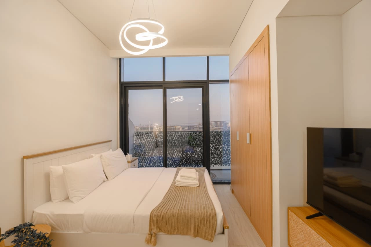 STUDIO FOR RENT IN AZIZI RIVIERA 32