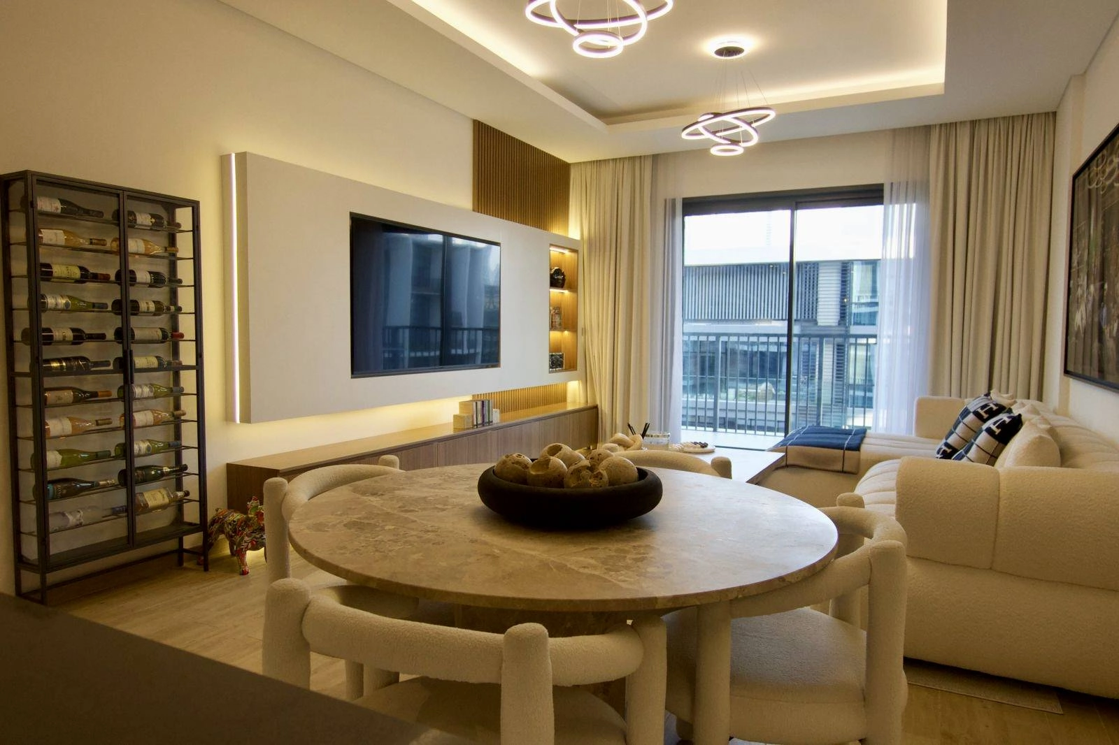 1 BEDROOM FOR RENT IN CENTRAL PARK 1, CITY WALK