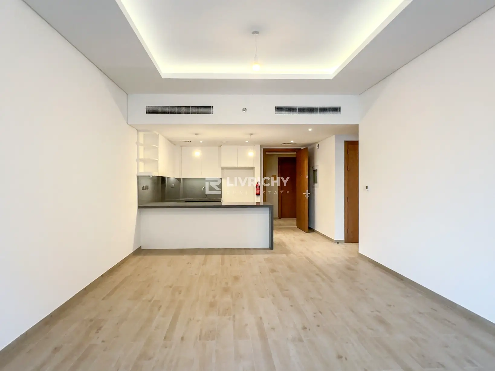 1 BED APARTMENT FOR RENT IN CENTRAL PARK CITY WALK