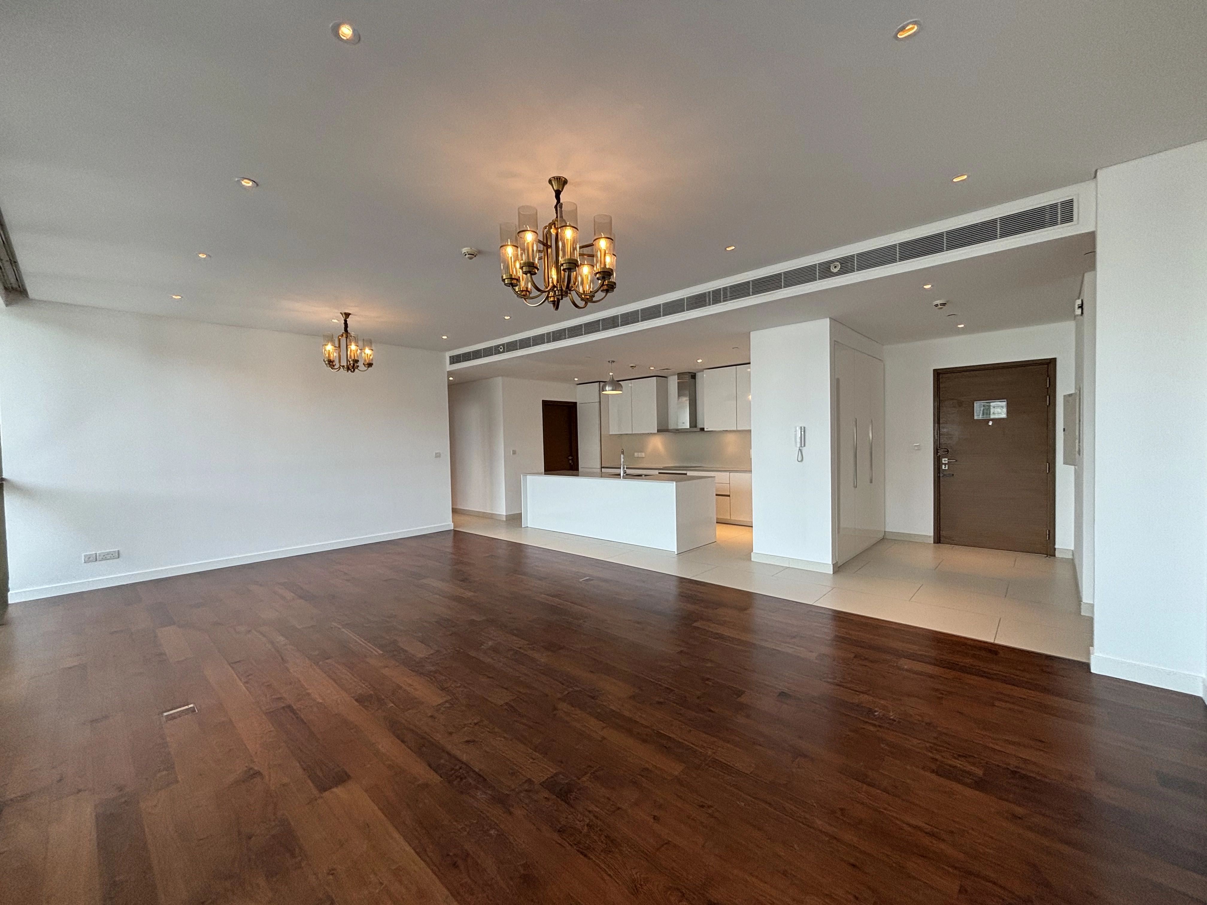 3 СПАЛЬНИ В АРЕНДУ В CITY WALK BUILDING 10