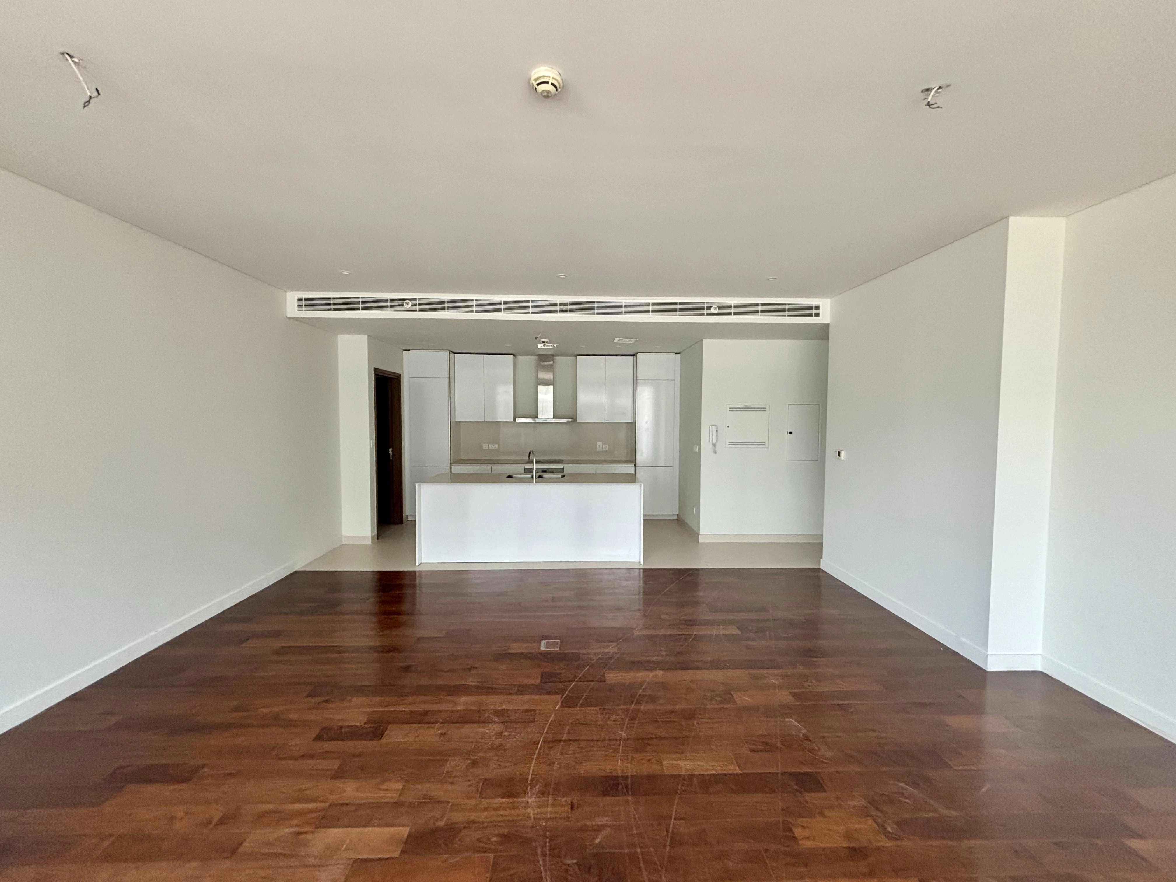1 BEDROOM FOR RENT IN CITY WALK BUILDING 4A