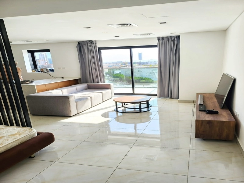 STUDIO FOR RENT IN THE SQUARE,JVC