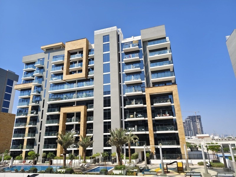 2 BEDROOM FOR SALE IN AZIZI RIVIERA 26,MEYDAN