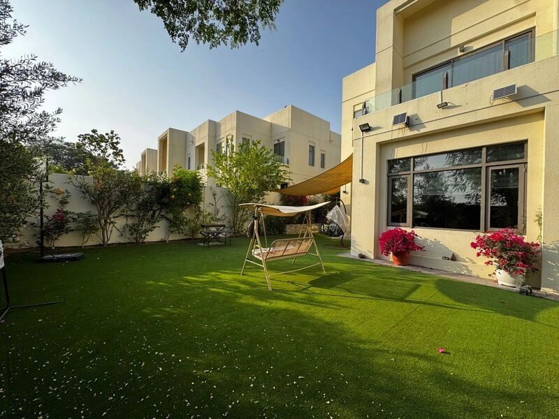 FOUR BEDROOM VILLA FOR SALE IN MIRA OASIS 3