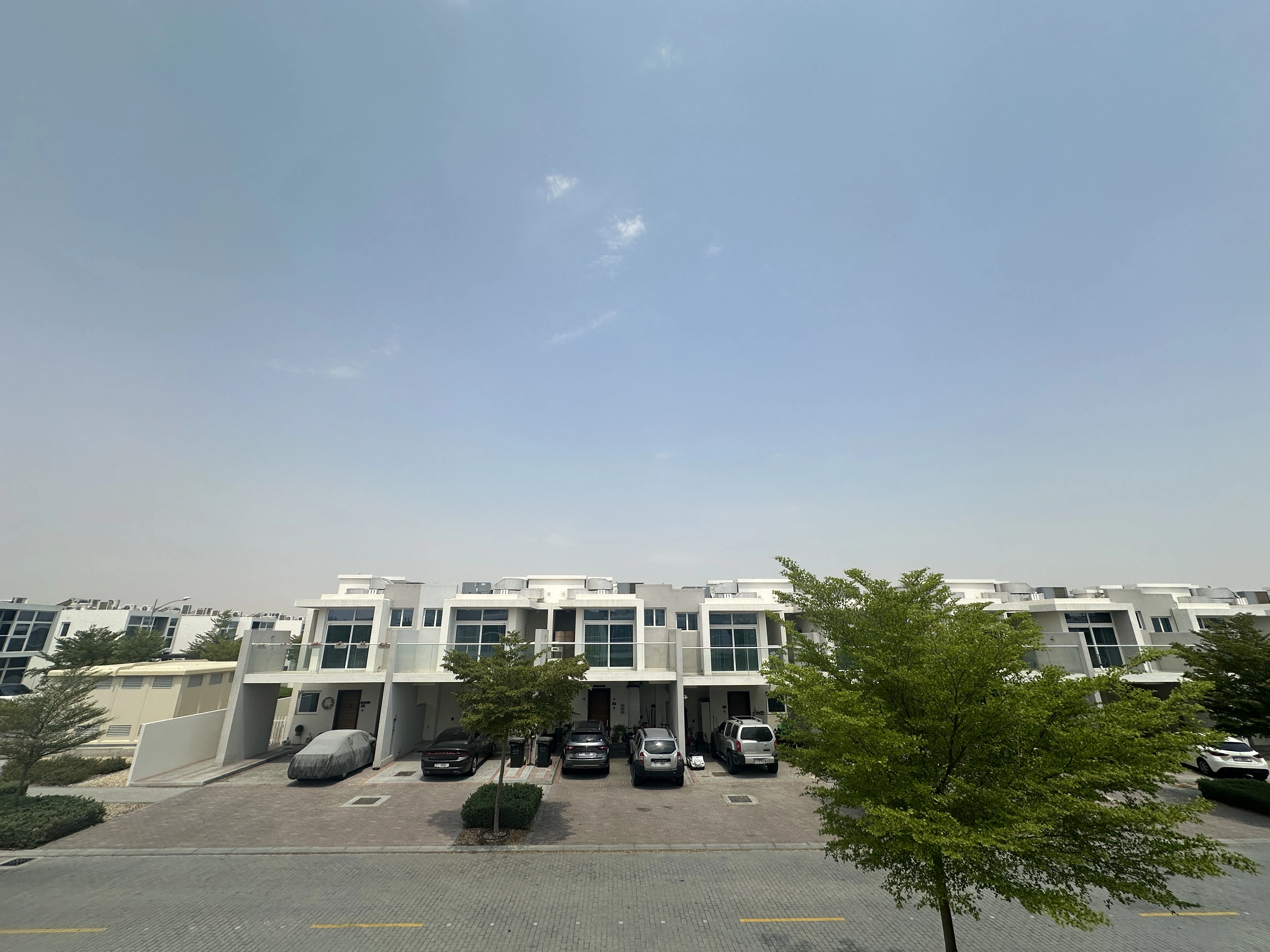 Таунхаус с 3 спальнями на продажу в Damac Hills 2