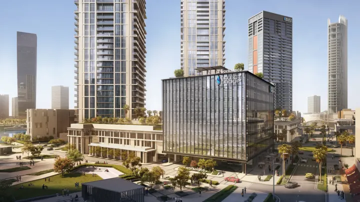 Peninsula Four, The Plaza