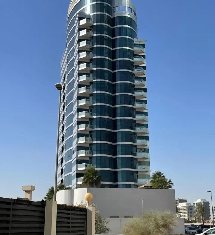 Amaris Tower