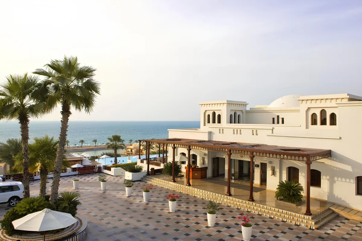 The Cove Rotana Resort — 3
