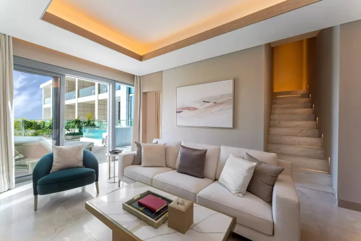 Five Luxe