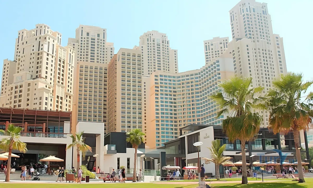 Amwaj 4 — 1