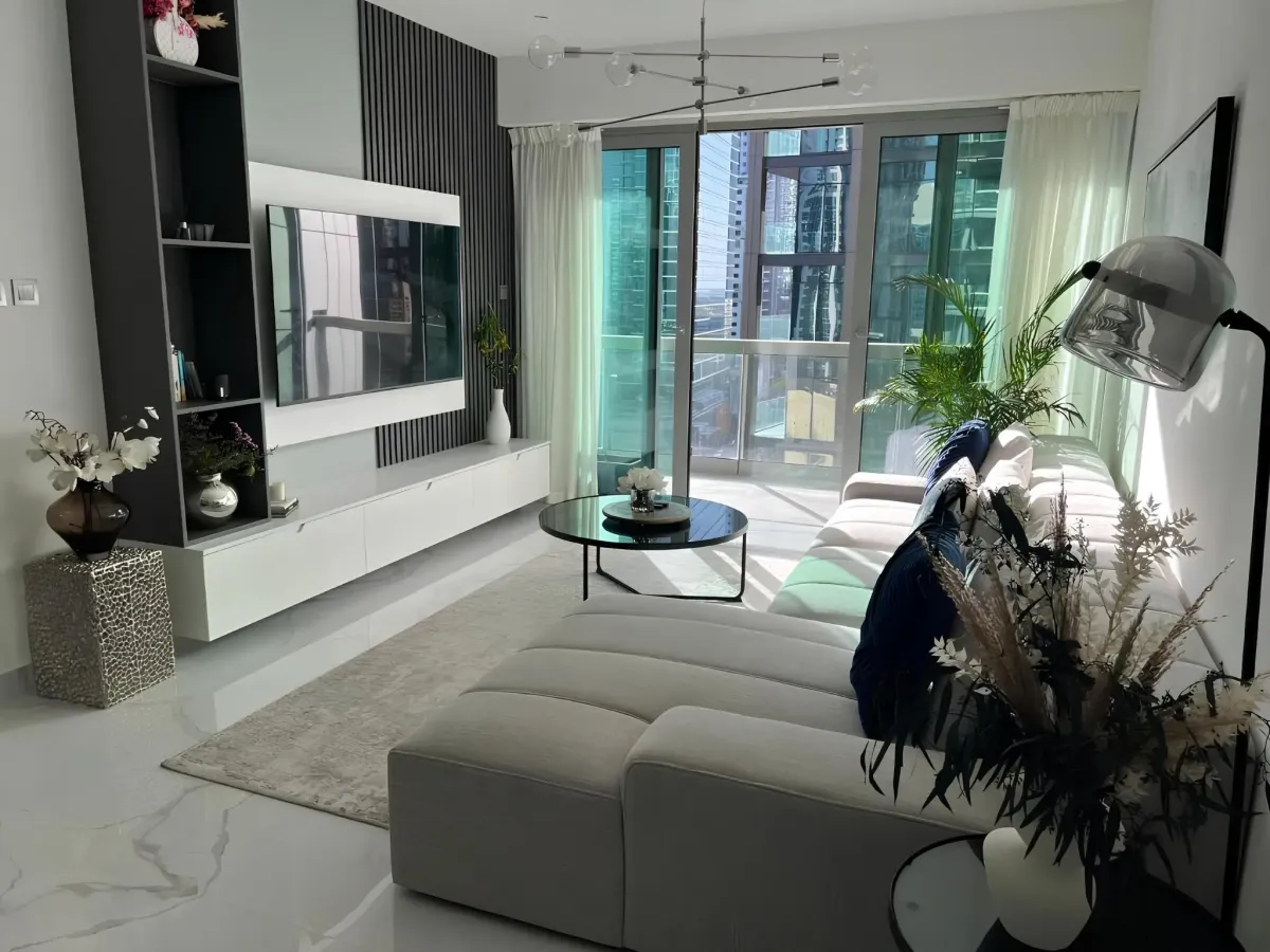 8 Boulevard Walk — 3