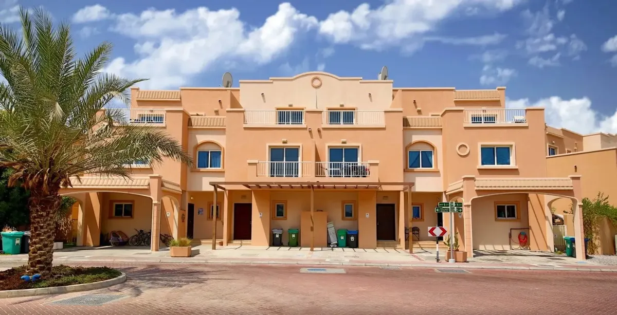 Al Reef Villas — 1