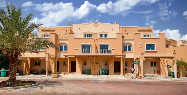 Al Reef Villas