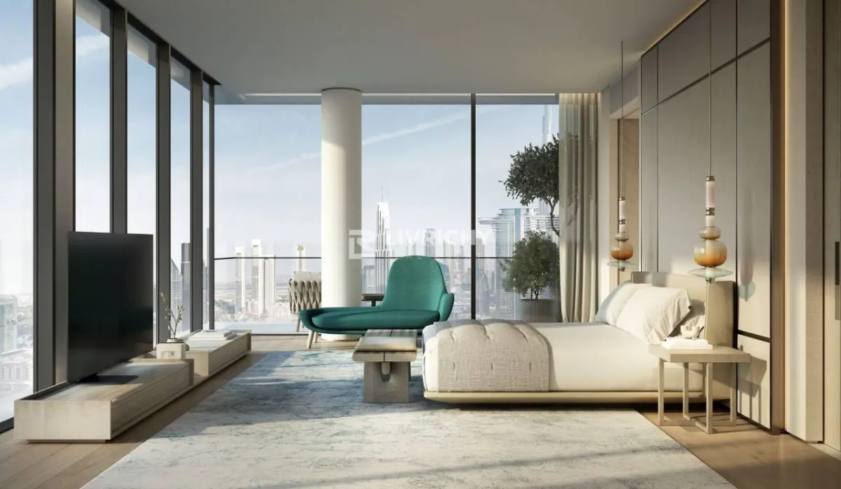 Prime Location | Panaromic View | Mid Floor — 2