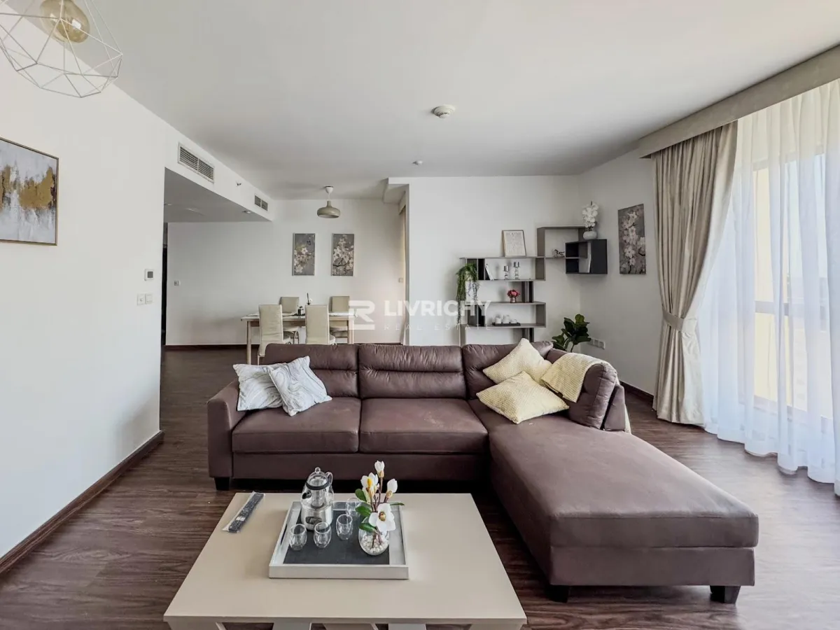 Sea View | Renovated 2BR | High Floor — 3