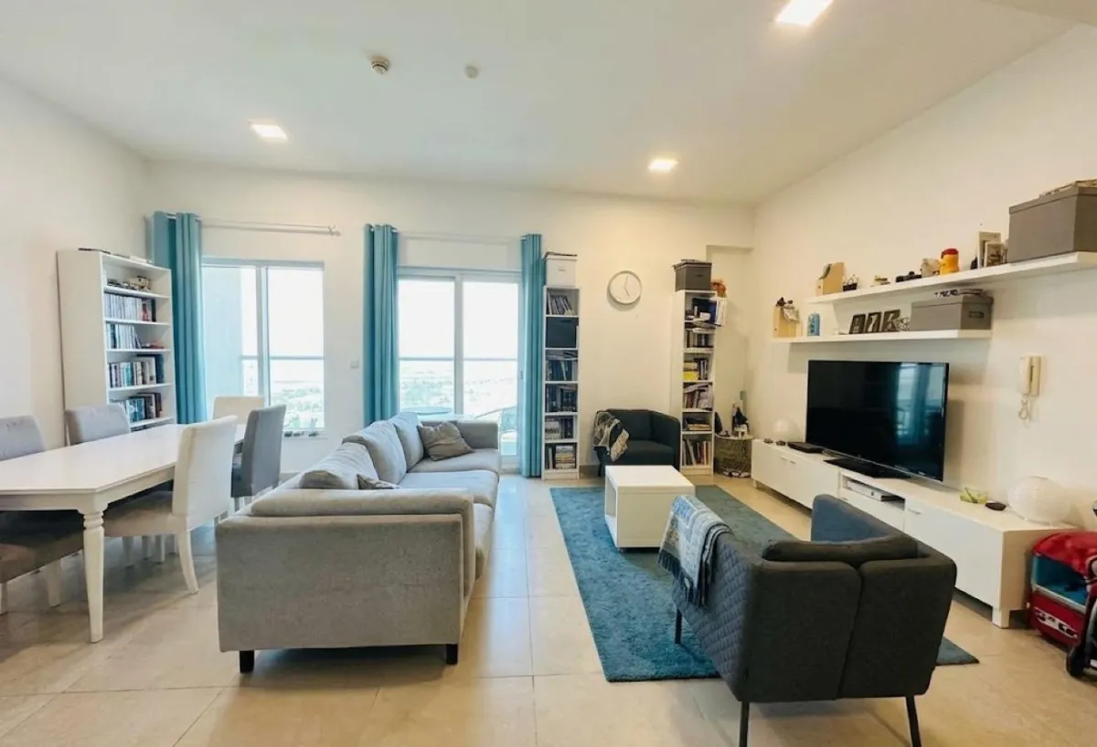Well Maintained | Fully Furnished | Great Layout — 1
