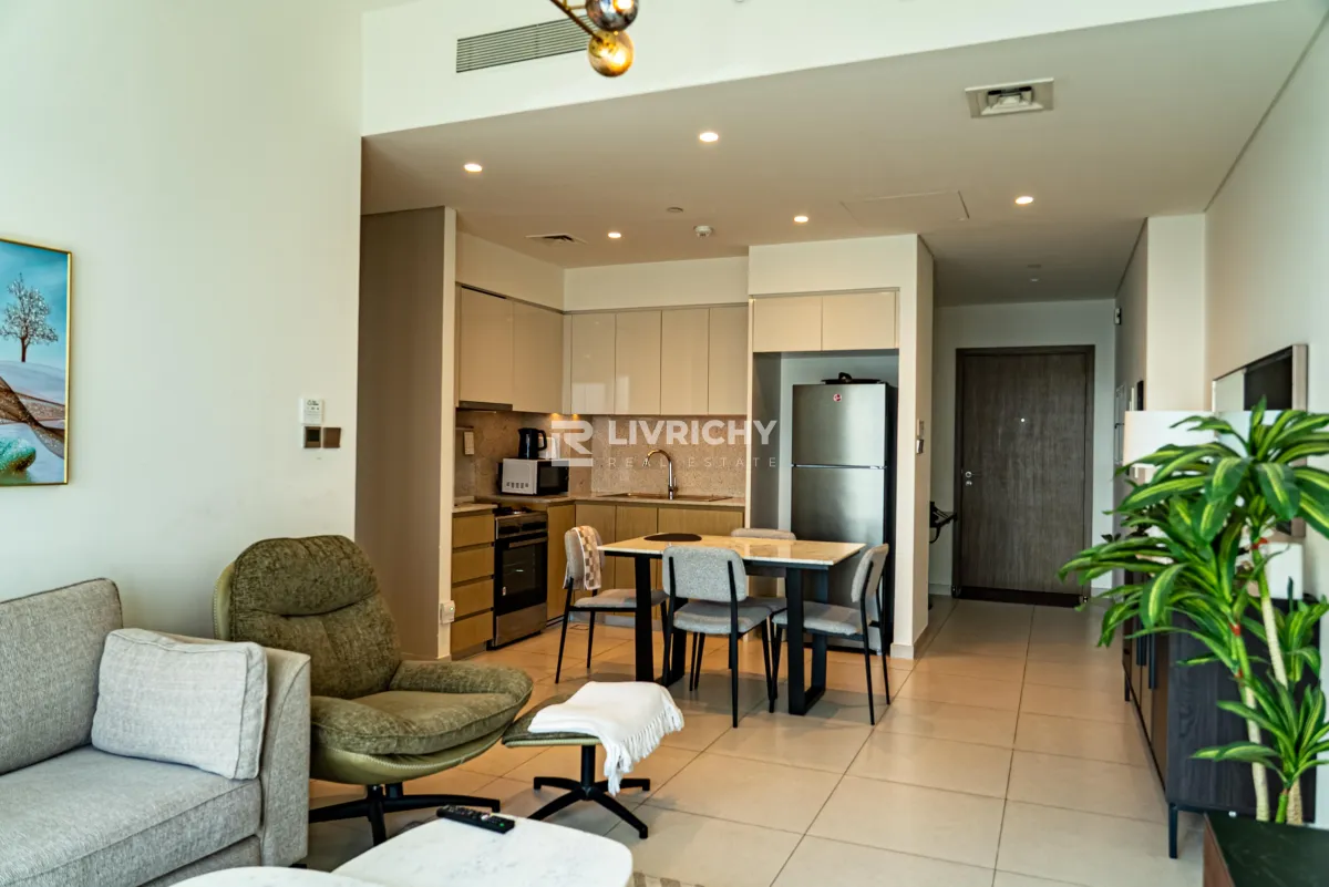 Spacious Apartment | Functional Layout| High Floor — 3