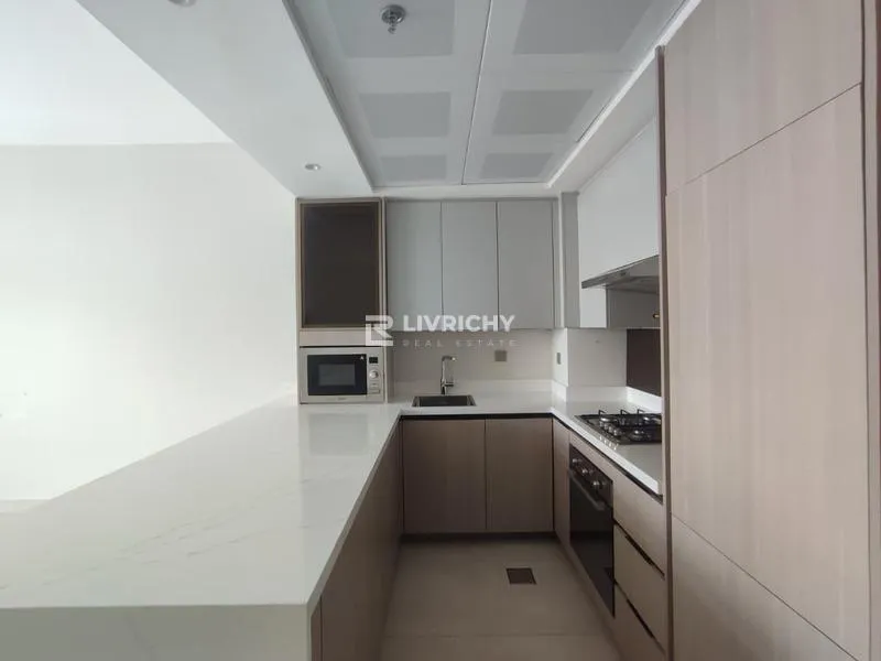 Free Wifi | Easy Access | Bright Studio — 3
