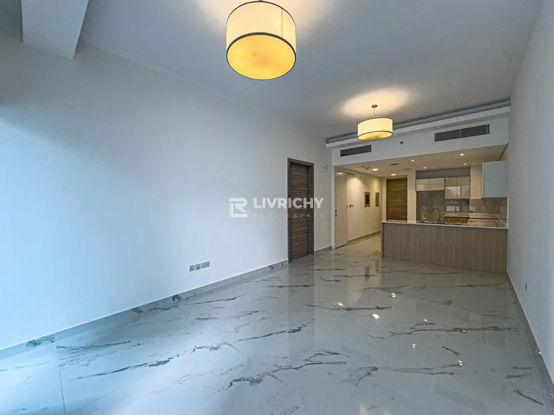 No Commission | Luxury Unit | Large Layout — 2
