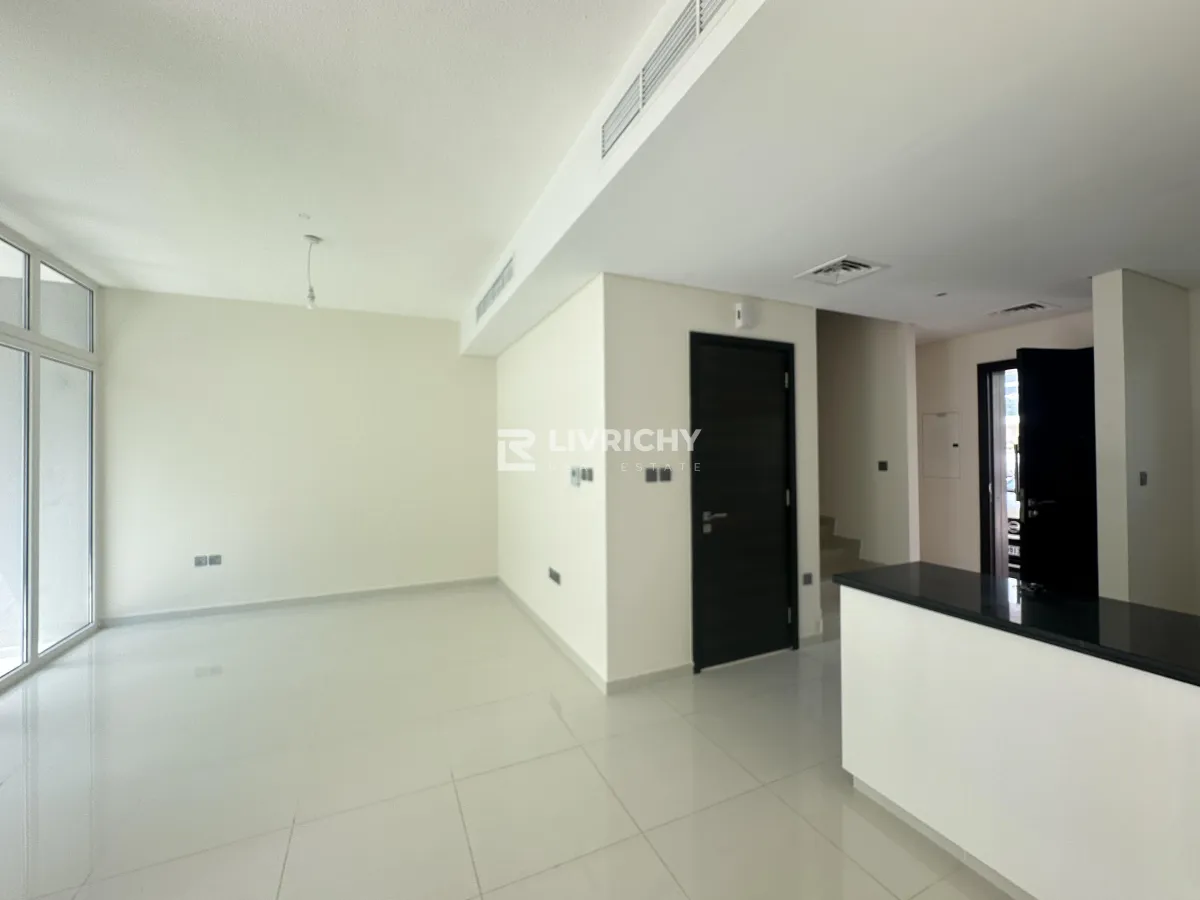 3 Bed | Mid Unit | Rented | B2B | No Commission — 3