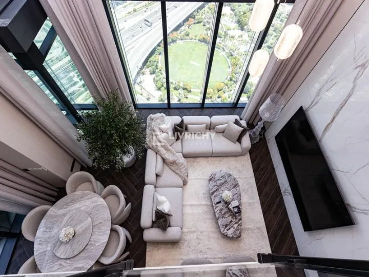 Luxury Duplex | High Floor | Skyline View