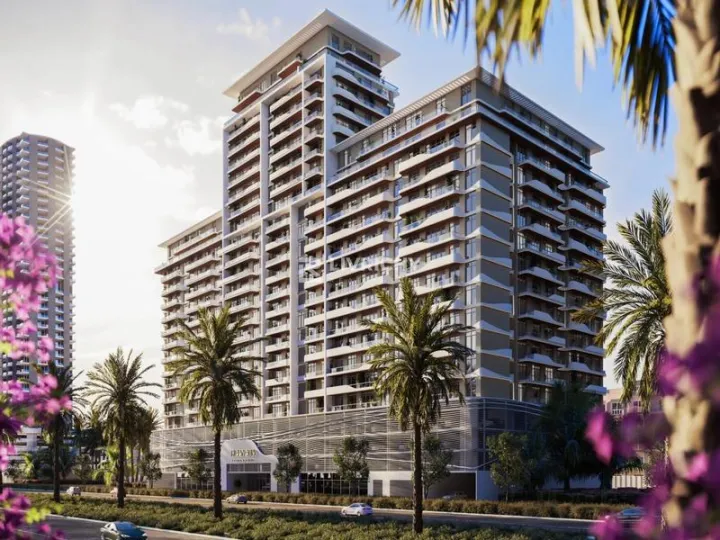 Prime Location | Genuine Resale | Big Layout