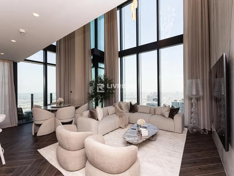 Luxury Duplex | High Floor | Skyline View — 2