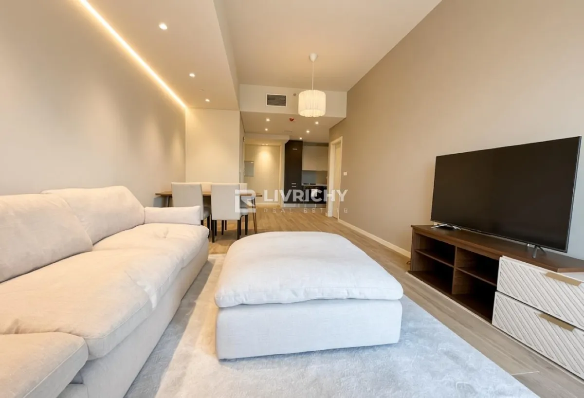 Furnished | Community View | Prime Location — 2