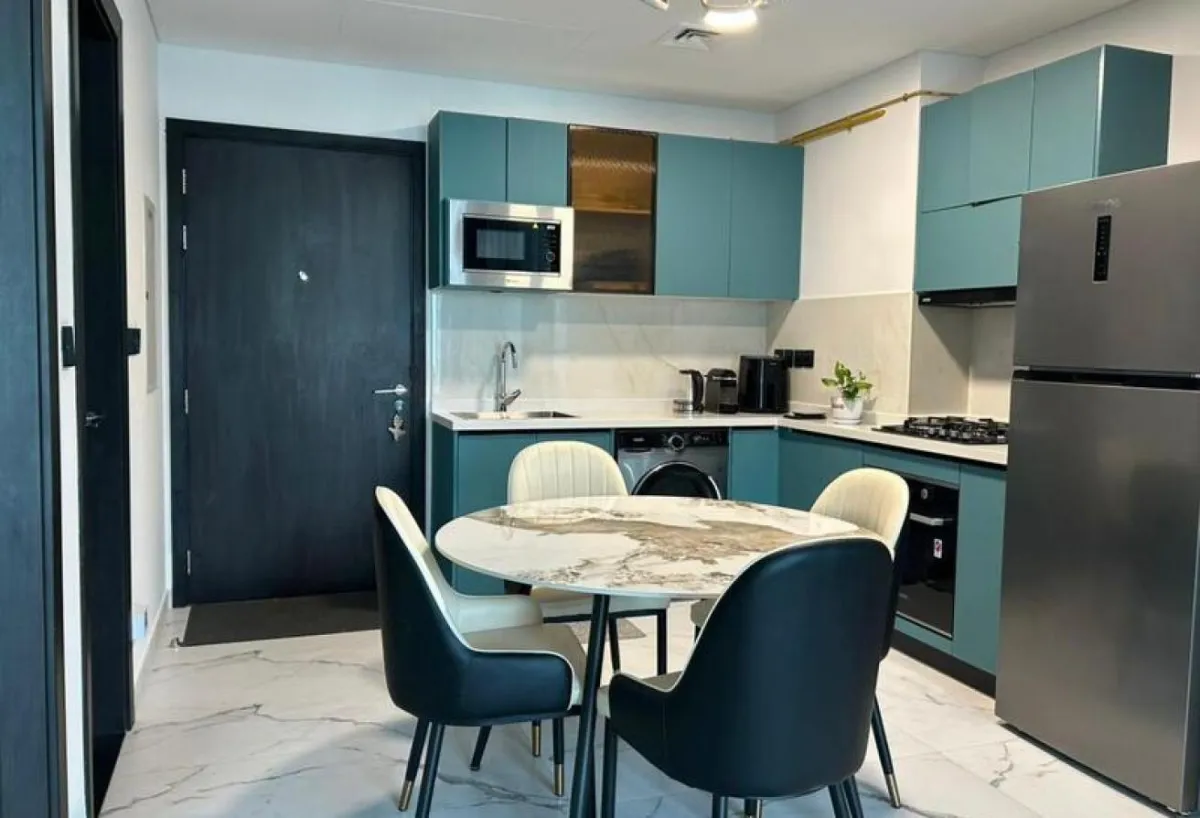 Elegant 1BR | Fully Furnished | High Floor — 3