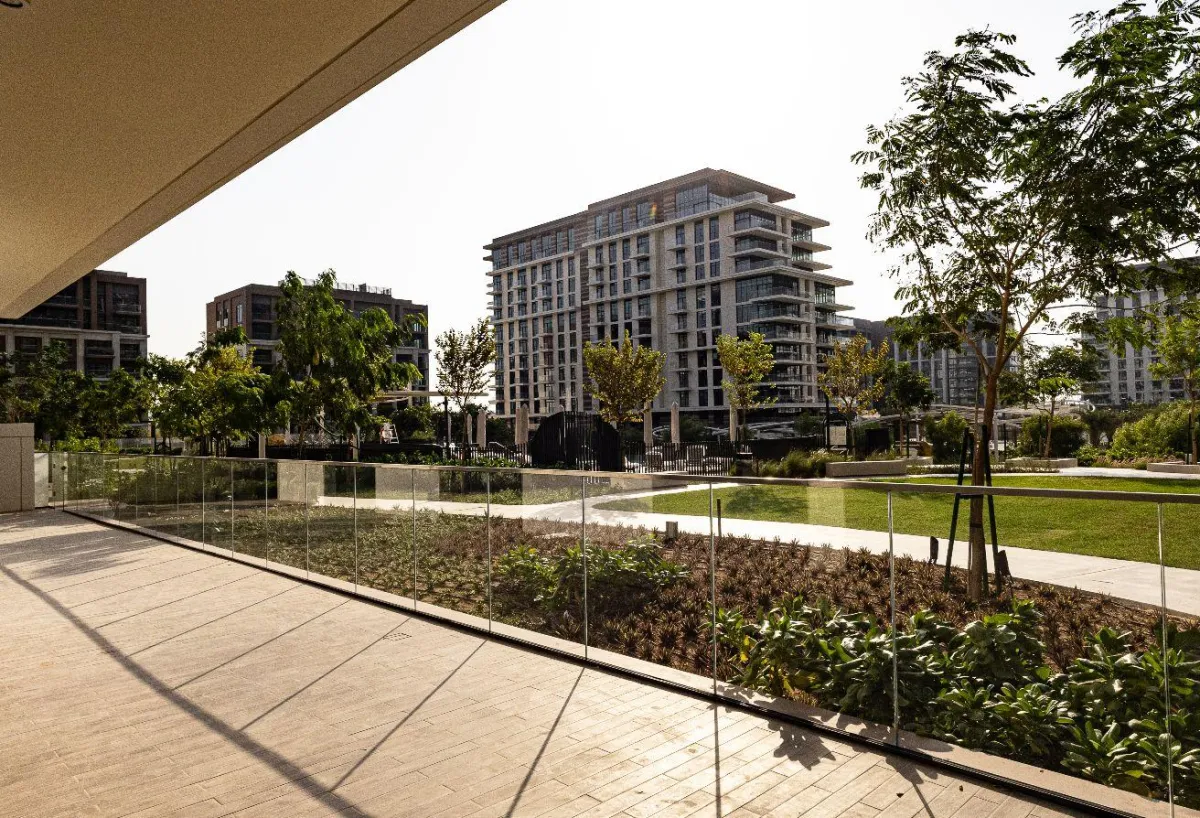 Biggest 3+1 Layout | Corner Unit | Garden Access — 2