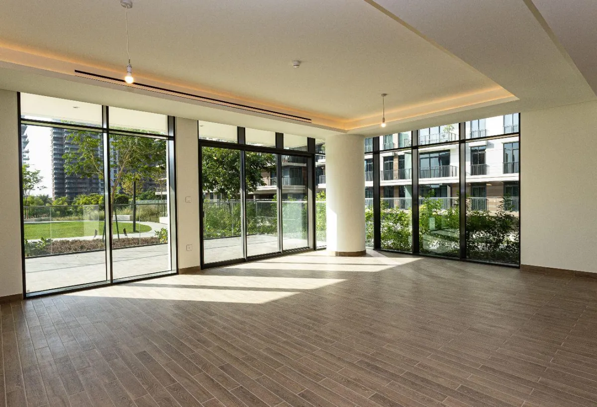 Biggest 3+1 Layout | Corner Unit | Garden Access — 3