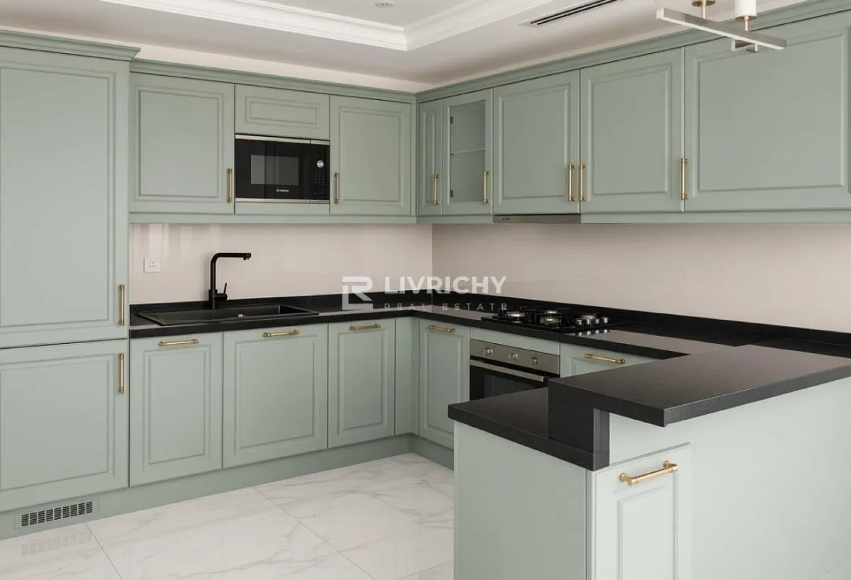 Corner Unit | Big L-Shaped Balcony | Prime 1BR — 3