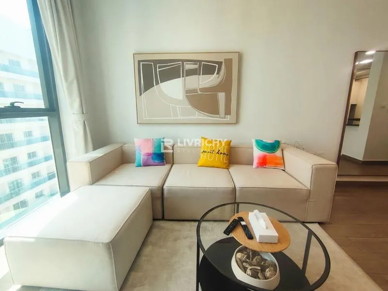 Pool View | Bright Unit | Fully Furnished — 2