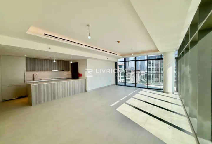 Big Terrace | High Floor | Skyline Views