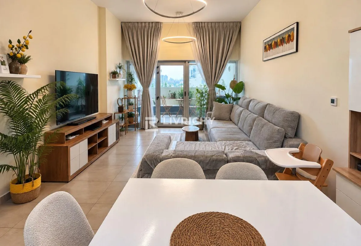 Квартира с 2 спальнями в аренду в Azizi Shaista Residences — 1