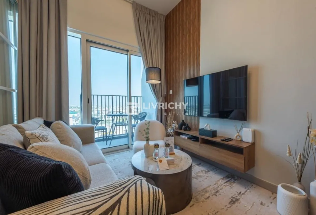 Fully Furnished | Modern Unit | Bright 1BR — 3