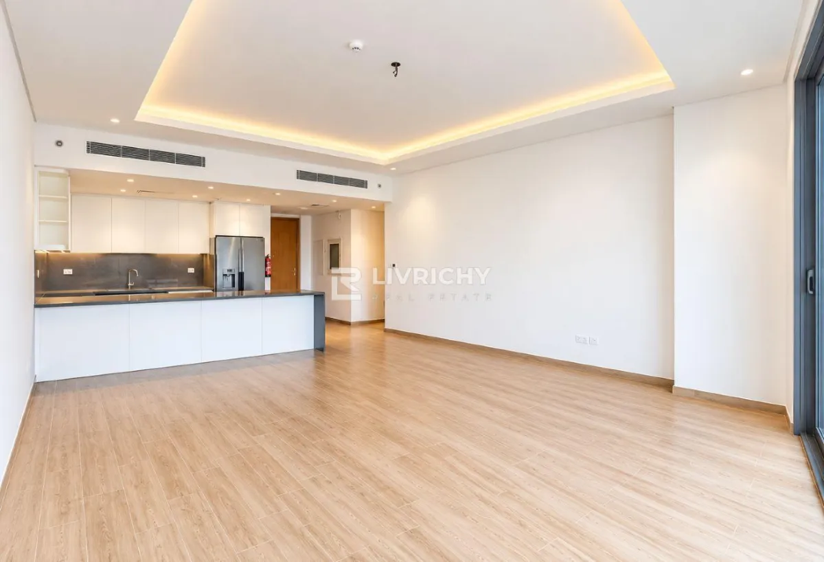 Central Park | Spacious N Bright | Modern Finish — 2