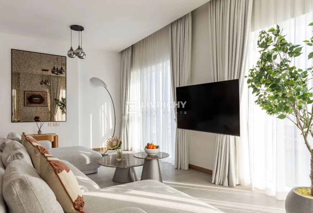 Canal View | Fully Furnished | Modern & Bright — 3
